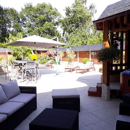 Bed and Breakfast Le Jardin Des Roses Gerponville Esterno foto