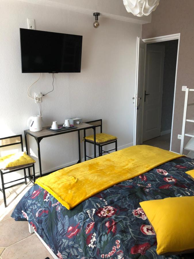 Bed and Breakfast Le Jardin Des Roses Gerponville Esterno foto