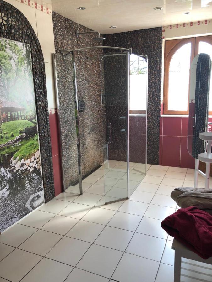 Bed and Breakfast Le Jardin Des Roses Gerponville Esterno foto